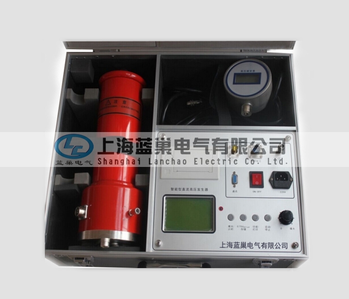 ZGF-120KV/2mA大屏智能直流高壓發(fā)生器。應(yīng)用AIPWM技術(shù)，對PWM技術(shù)的不準(zhǔn)確線性度進(jìn)行了調(diào)整，使儀器精度得到了大幅度提高。并采用AI技術(shù)設(shè)定過壓保護(hù)和過流保護(hù)取代了數(shù)字撥盤開關(guān)只能設(shè)定電壓值